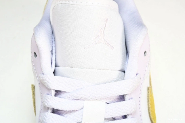 Jordan 1 Barely Low Grape DC0774-501 0726